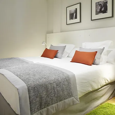 Appartement Black & White 3 By Feelfree *